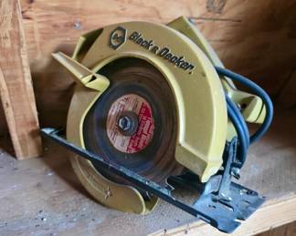 Vintage BLACK&DECKER Circular Saw