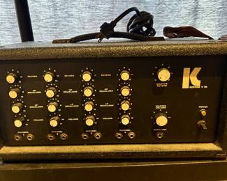 Vintage KUSTOM V PA