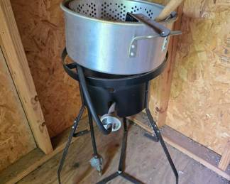 Classic outdoor propane cooker set