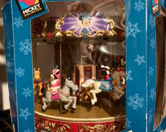 Vintage Mr. Christmas Disney A Mickey Holiday Merry Go Round Carousel with 30 Songs from 1997