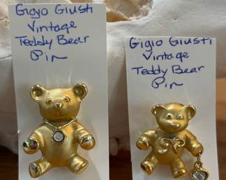 Vintage Gigi’s Giusti Teddy Bear Brooch / Pin