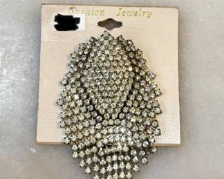 Brooch / Pin