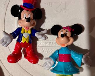 Disney Mickey & Minnie Mouse figurines