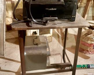 Dictaphone dictating machine