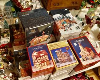 Holiday Village Set 