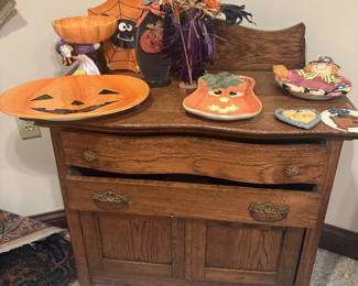 Vintage Oak Serpentine Dresser.  (Will sell ahead of time)
