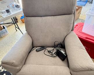 La Z Boy Power Recliner with Heat and Massage