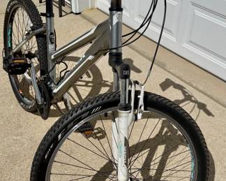 Trek Women's Mountain Bike 16" Frame