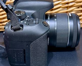Canon Rebel T7i DSLR