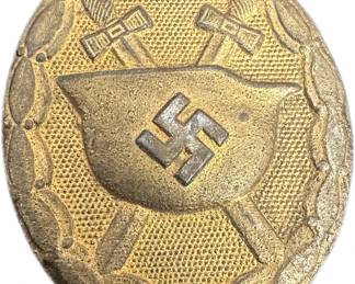 WWII German PIN / BROOCH