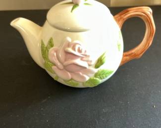 Teleflora Rose Teapot second image