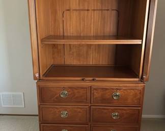 Vintage Wooden Cabinet