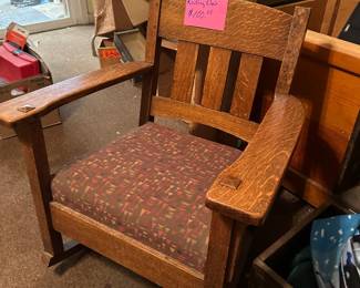 WOOD ROCKING CHAIR