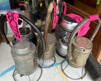 COLLECTABLE RAL ROAD LANTERNS