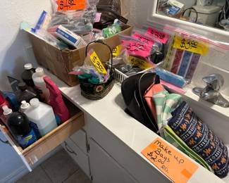 BATHROOM ITEMS