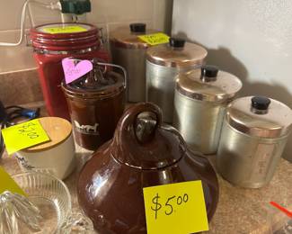 KITCHEN ITEMS