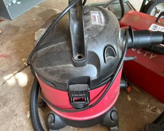 SHOP VAC