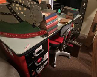 NICE METAL DESK - MOBILE MATCHING DESK CHAIR - BOOKS