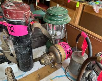 COLLECTABLE RAIL ROAD ITEMS