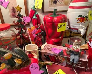 PEPPER DECOE ITEMS