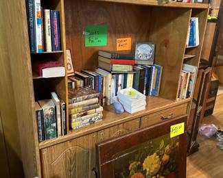 CABINET - BOOKS