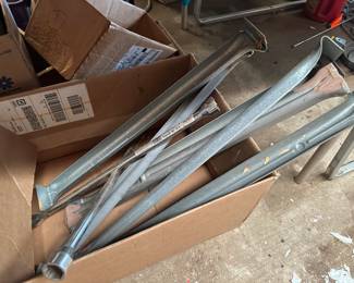 HANGER BARS