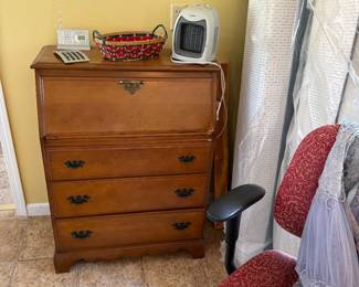 Solid Maple Desk - vintage Memphis, TN furniture maker