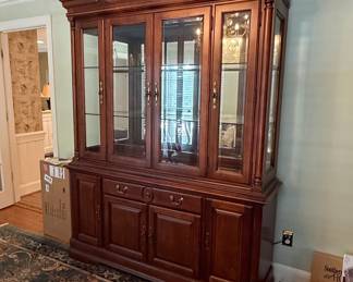 Sumter Cabinet China Display