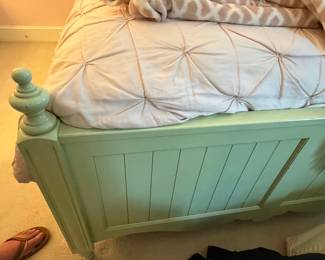 Vintage Painted Full Size Bed
