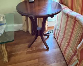 Round Pedestal Accent Table