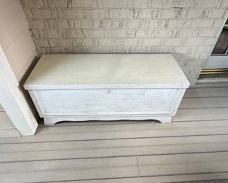 Lane Cedar Chest