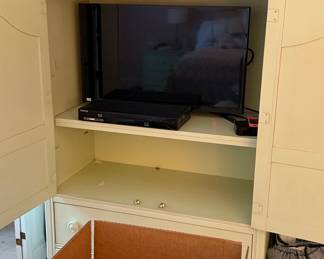 Samsung 40-inch LED HDTV