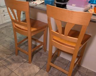 Saloom Barstools