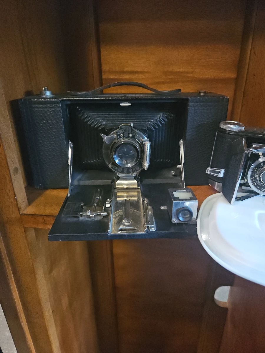 Kodak brownie display condition 