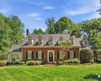 Welcome to the prettiest house on Menokin