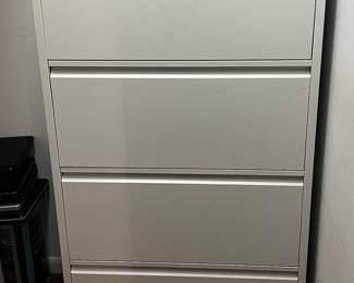4 drawer locking filing cabinet with key