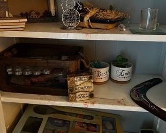 Knick knacks 