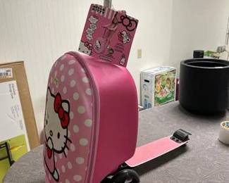 Hello Kitty Hardside Carry On Scooter Suitcase