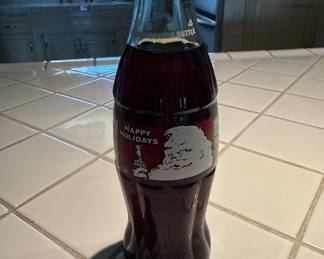 1994 Commemorative Unopened Happy Holidays Coke
