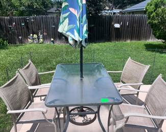 5pc GLASS-TOP PATIO SET w/ UMBRELLA