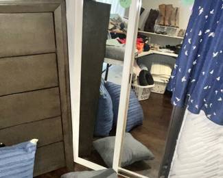 LONG MIRRORS