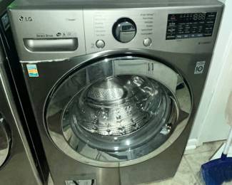 VERY NICE LG DIRECT DRIVE STEAM WASHER