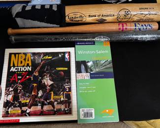 Louisville Slugger2007 Yankee Stadium Bat (G174)