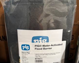 PIG Water Activated Flood Barrier