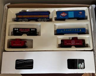 Nabisco HO Train Set with Track and Transformer