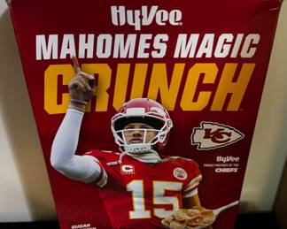 Mahomes Magic Crunch Box 