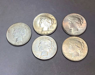 Lot 145: U.S. Silver Peace Dollar (85+dwt)