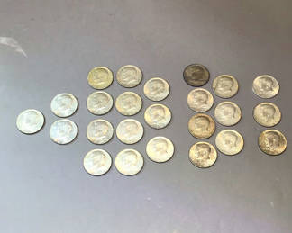 Lot 148: U.S. JFK Half Dollars 1965 - 1969 (177+dwt)