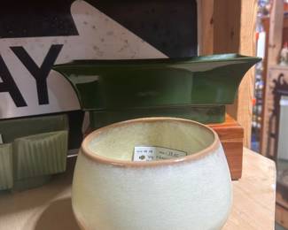 Vintage Frankoma Pottery footed planter