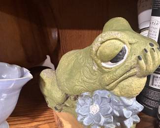 Cement painted frog